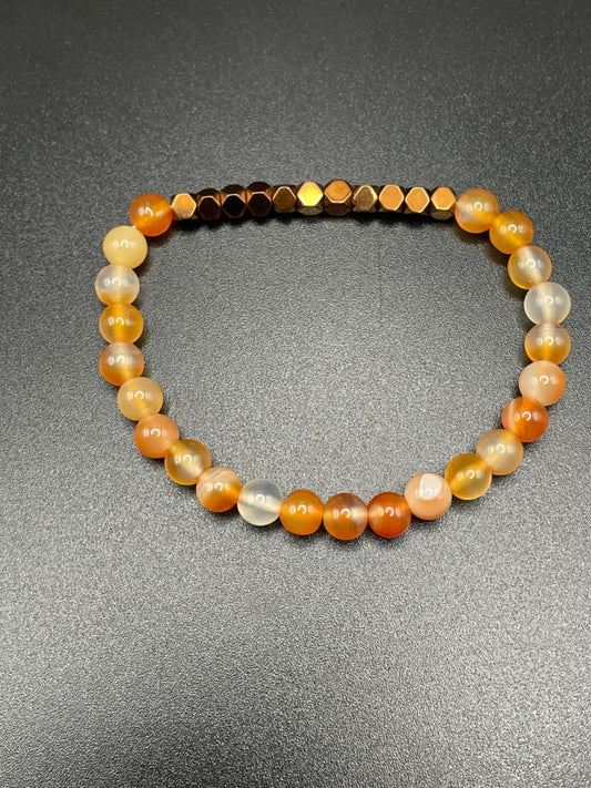 Carnelian x copper charm bracelet - Bracelet