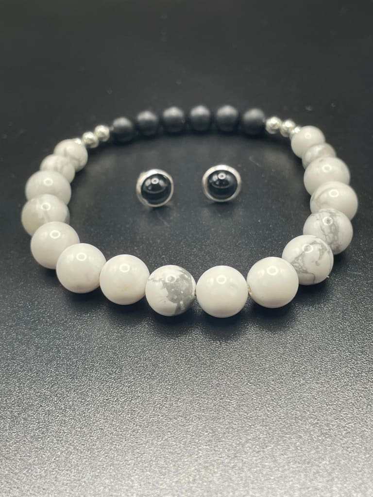 Howlite x onyx bracelet & earring set - Bracelets