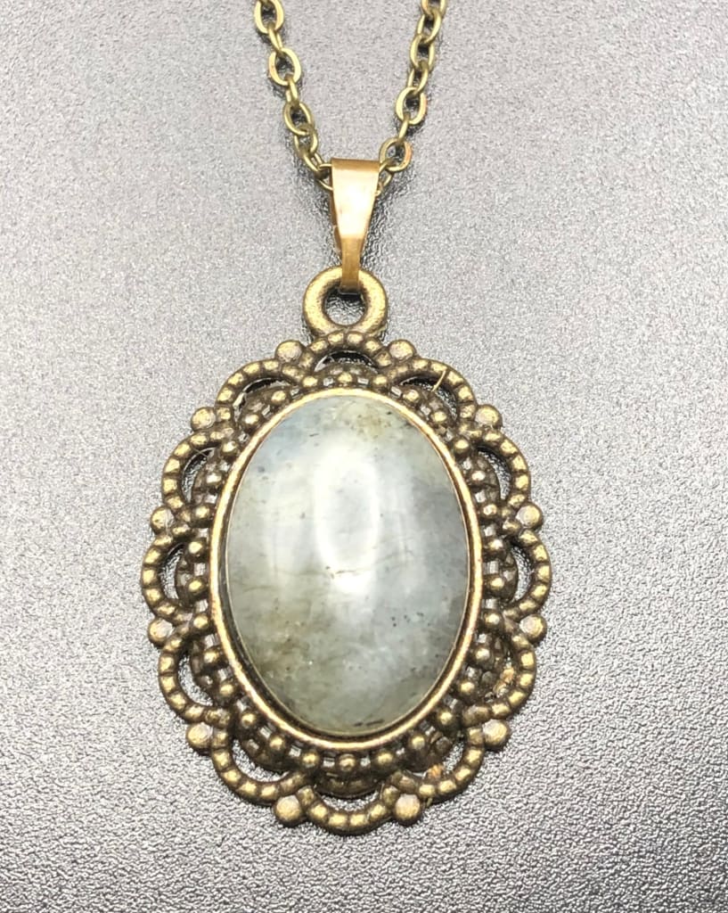 Labradorite x bronze pendant necklace - Pendant
