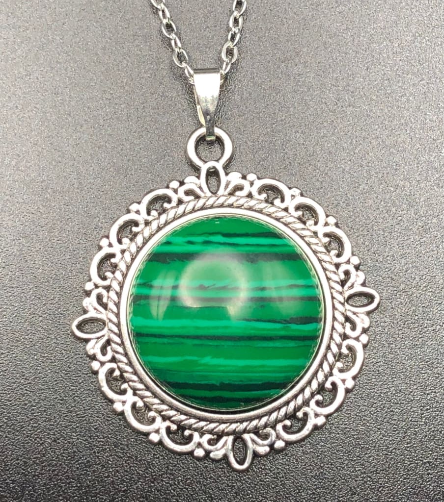 Silver malachite pendant necklace